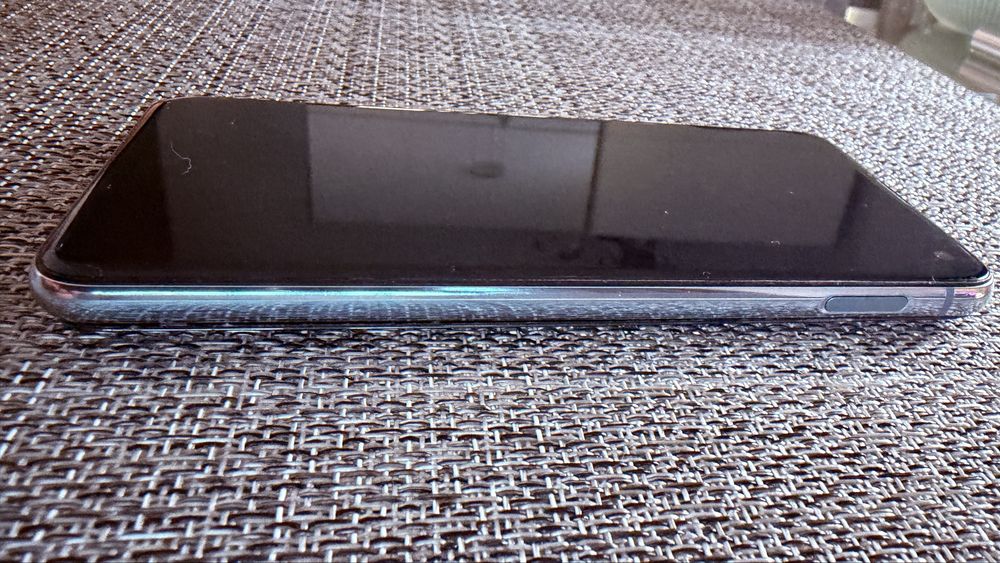 Smartfon Samsung S10e