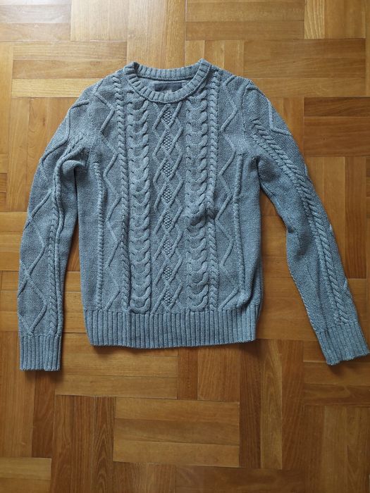 Męski sweter w szarym kolorze.  H&M. Rozmiar  S.