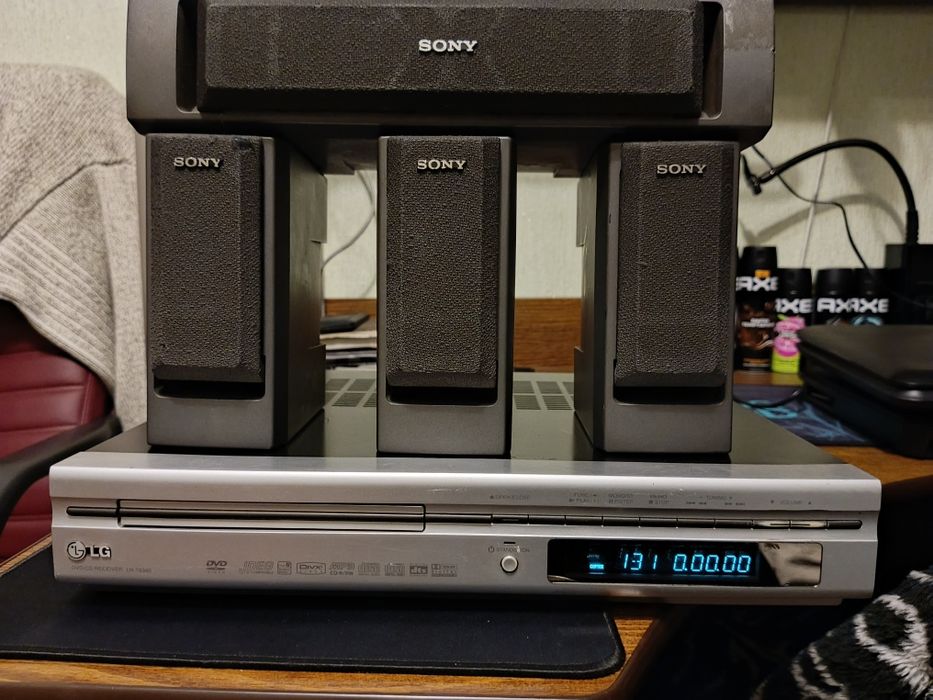 Продаю  DVD  програвач  домашній кінотеатр LG LH-T6346X комплект з кол