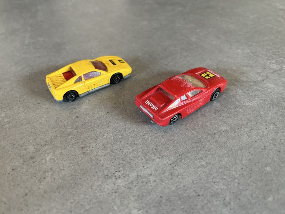 Resoraki Majorette Novacar 2X Ferrari 348 tb Testarossa