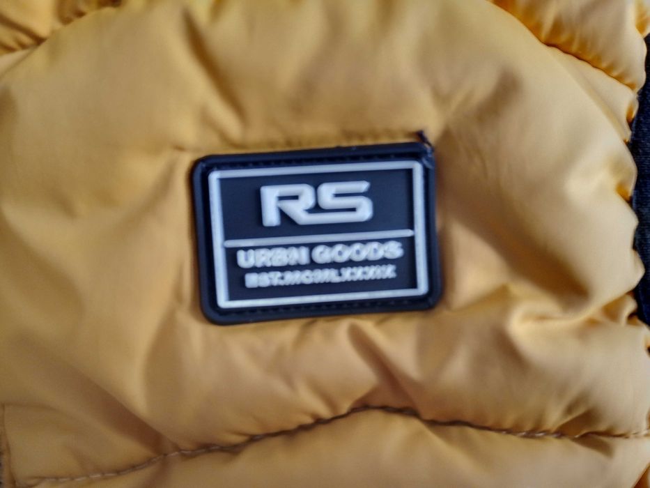 Bezrękawnik, kolor żółty  , stan SUPER, rozm. 128 RESERVED