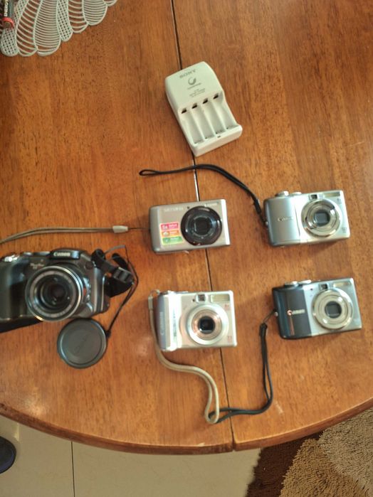 Фотоаппарат Samsung  PL 55  Canon PS 1230