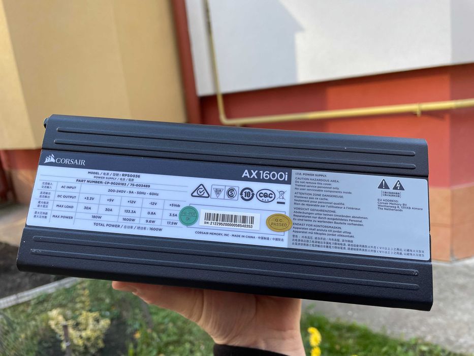 Блок живлення Corsair AX1600i Digital ATX 1600W