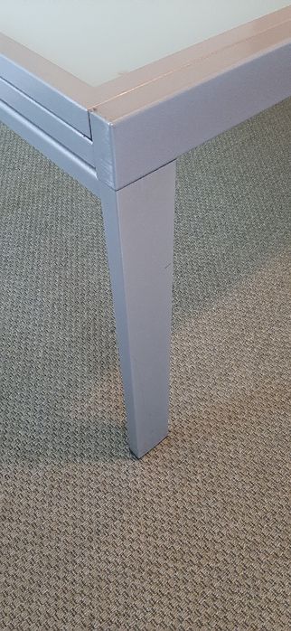 Mesa de jantar de vidro