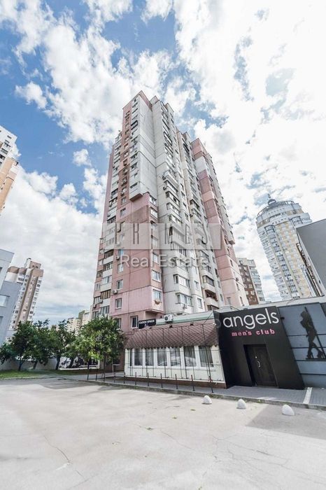 Продаж квартири 3 кімнати Володимира Івасюка 16Б Оболонь 81м2 Сталинграда