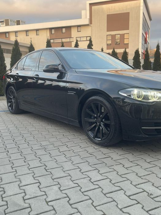 БМВ ф10 в идеальном состоянии