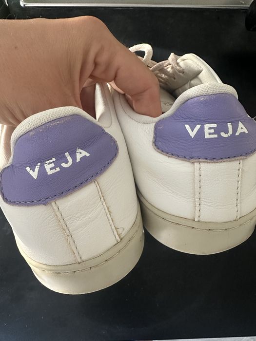 Vendo ténis Veja usados