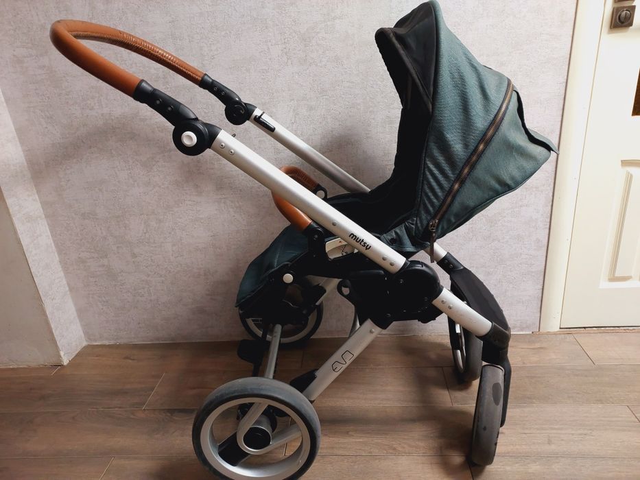 Коляска Mutsy Evo