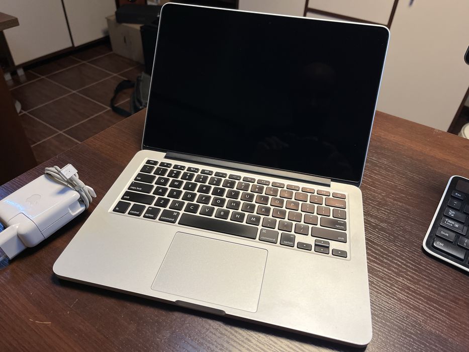 Macbook pro 13 cali Early 2015 bardzo ladny.