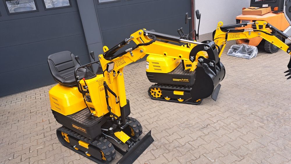 Minikoparka Nex Nano, 562kg, 2025.