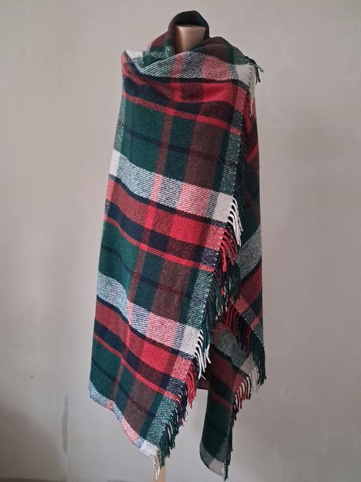 Плед- шарф,стильно і тепло.