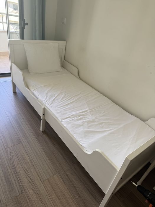 IKEA SUNDVIK Estrutura cama extensível + estrado de ripas