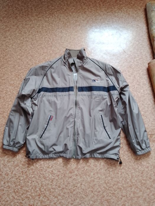 Продам куртку мужскую