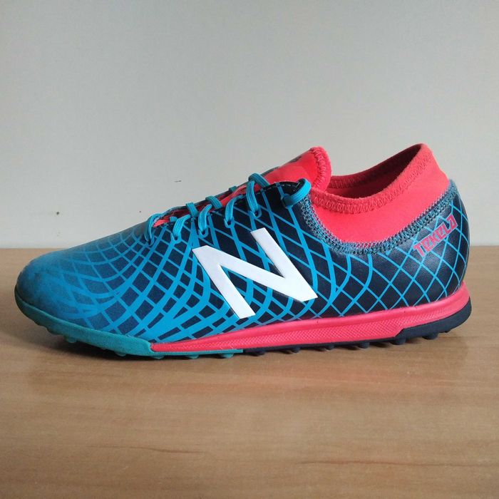 Buty piłkarskie turfy NEW BALANCE Tekela roz.eu-38
