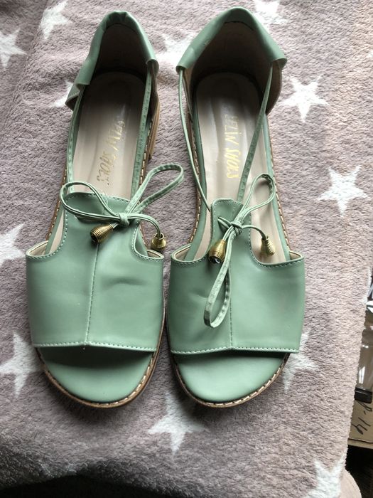 Нові босоніжки, сандалі celine, мешти