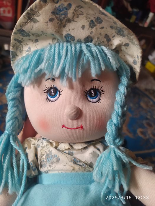 Кукла не дорого.