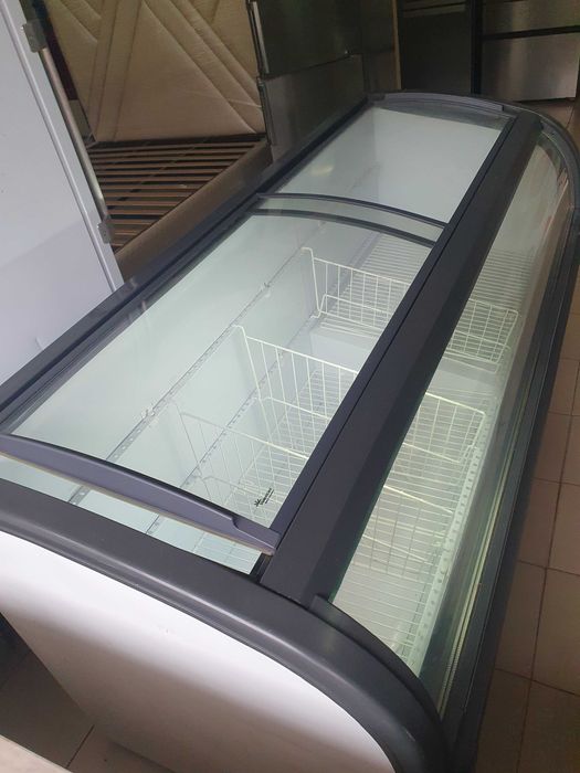 Arca vitrine congelação digital