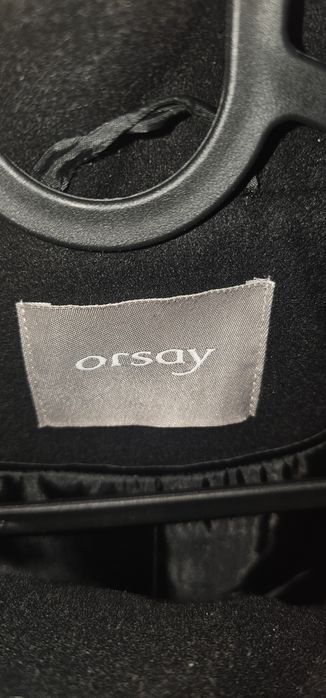 Płaszcz Orsay taliowany, piękny