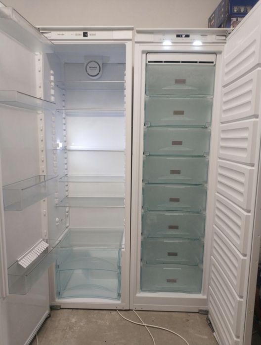 Встраиваемая холодильная и морозильная камера MieЛe Side-by-Side