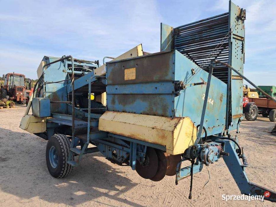 Kombajn Anna Z-644