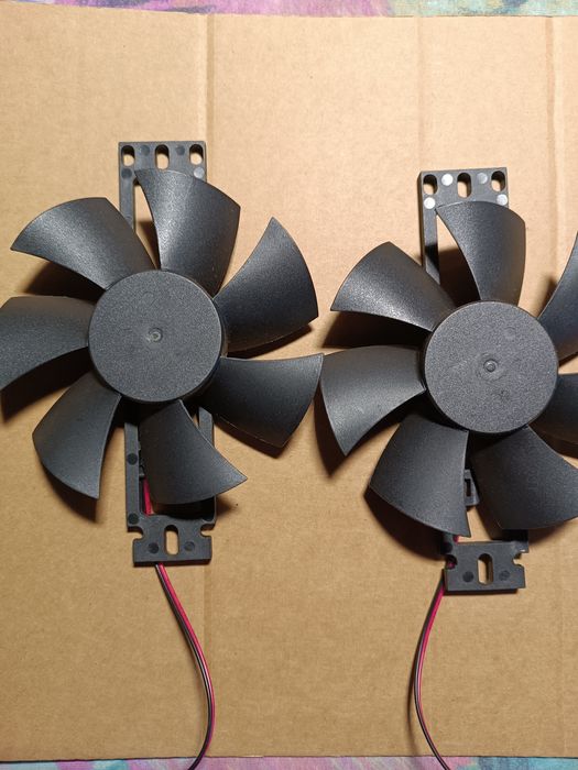 Dwa wiatraki wentylatory do płyty Klarstein Delicatessa 60