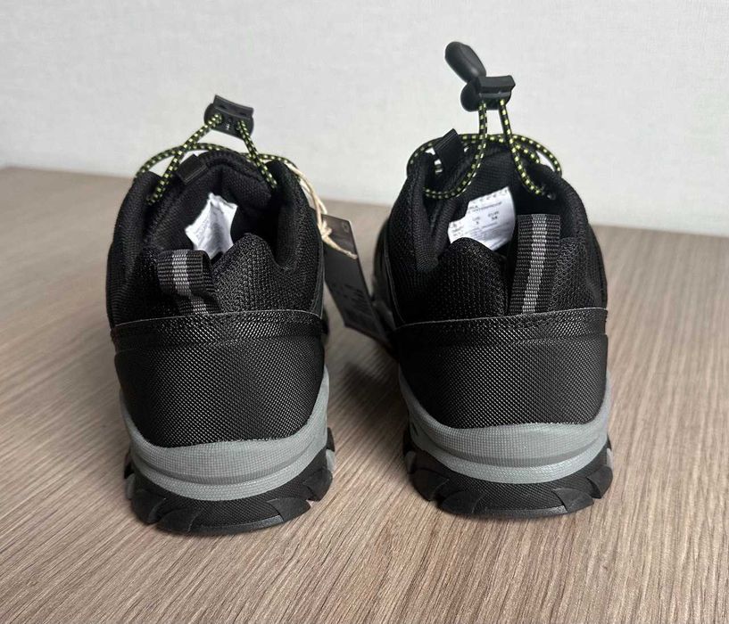 детские демисезонные кроссовки Mountain Warehouse размер 34