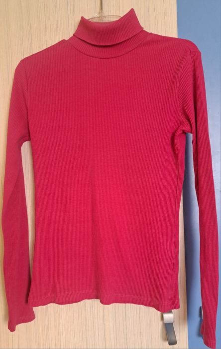 Różowy golf w prążki