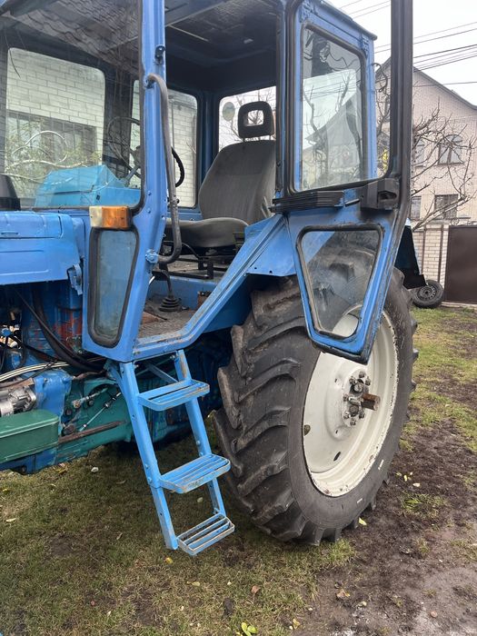 Трактор МТЗ 80.