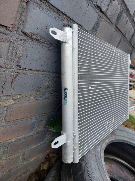 Радіатор кондиціонера Туран 2.0 TDI