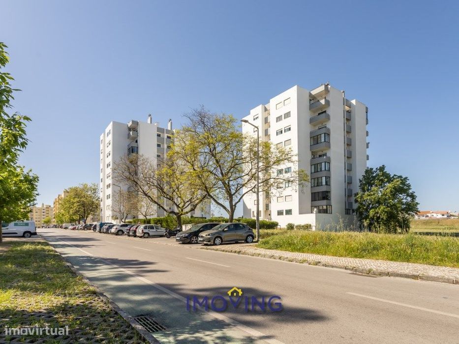 Apartamento T2 com Parqueamento - O Equilíbrio Perfeito na Quinta d... — Barreiro E Lavradio, Setúbal