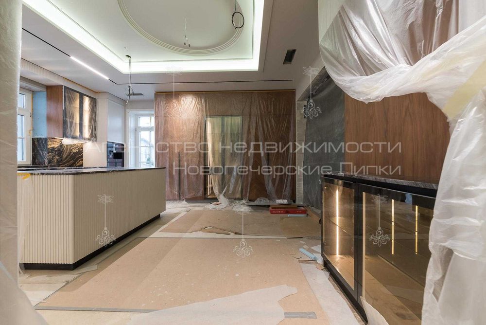 Продаж нового будинку 570 кв м вул Товарна Печерськ Генератор