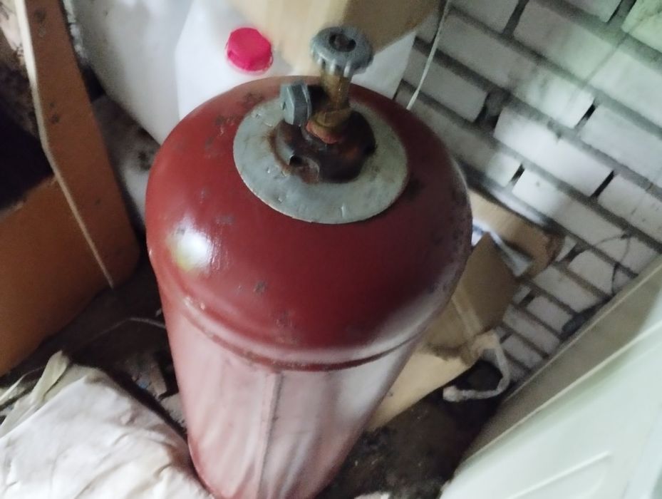 Продам газовый балон