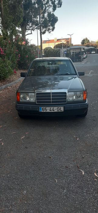 Mercedes-Benz W124 (1984-1997)