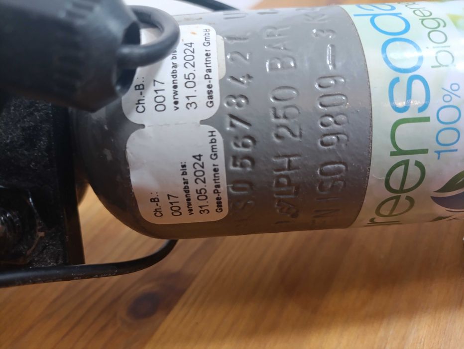 akwariowa butla CO2 z elektozaworem noursun