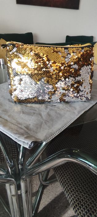 Bolsa de mulher  brilhante