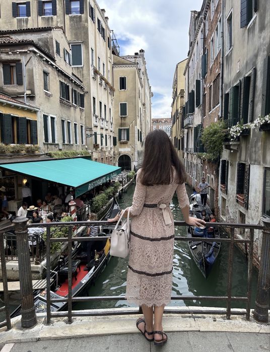 Бежева сукня на випускний ,для дружки чи на велику подію