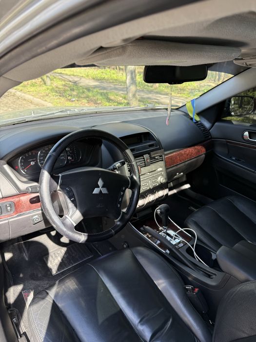 Срочно Mitsubishi Galant 2008