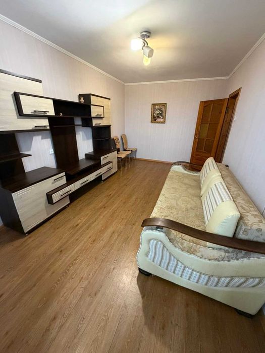 Продам 2 к квартиру, гарний стан!