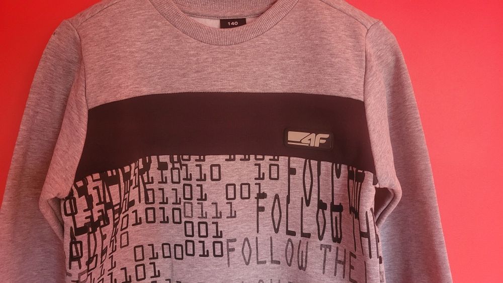 Bluza 4f rozmiar 140