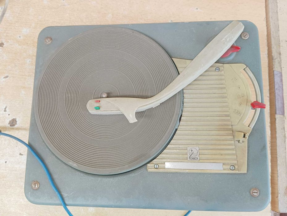 Stare gramofony - Maestro + inne - do wykorzystania.