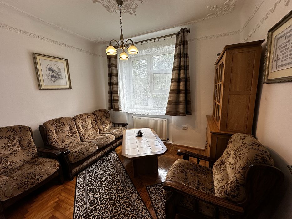 Продаж напівособняка в приватному секторі Івано-Франківська