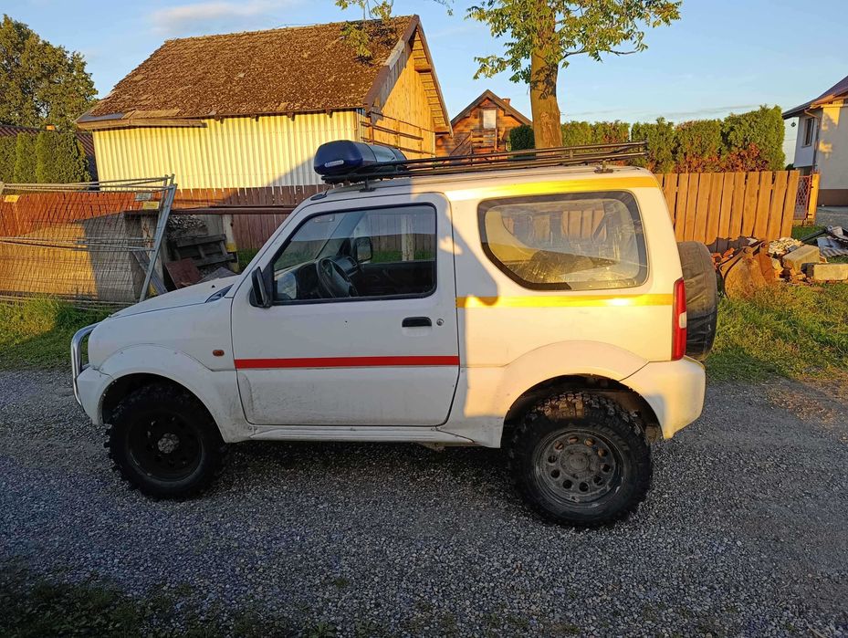 Suzuki Jimny benzyna