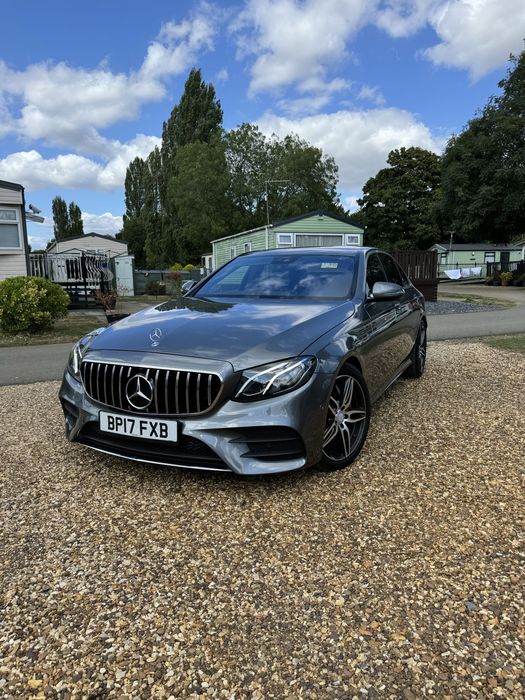 В хорошем состоянии ,пневмоподвеска ,правый руль .