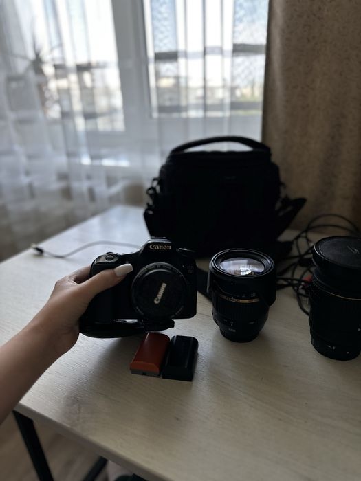Фотоапарат професійний кенон 70d 2 обьектива
