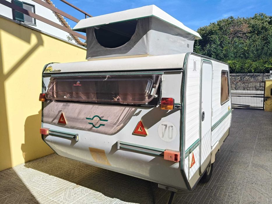 Caravana Fly MiniSurf Pronta a Usar Com muitos extras novos