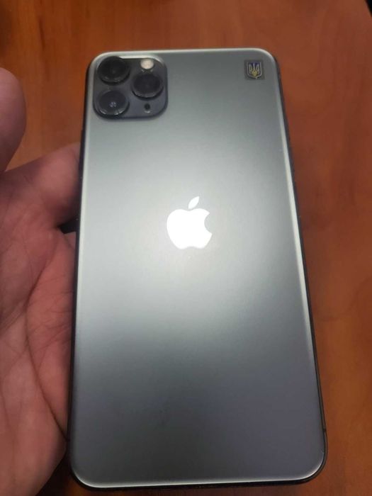В продажі (обмін) iphone 11 pro max 64 gb