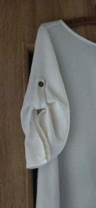 Dwie eleganckie bardzo wygodne bluzki.L