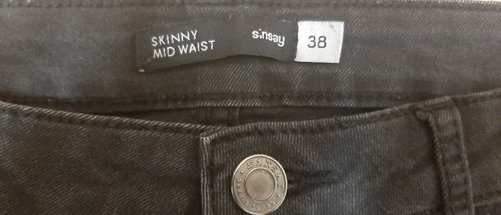 Spodnie jeans Sinsay, czarne, rozmiar 38