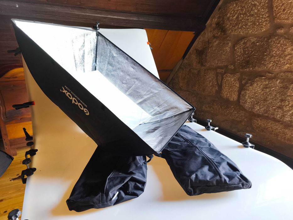 Estudio de Fotografia, 3 GODOX Flash, 2 Bowens, Mesa Still-life