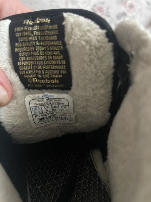 Reebok черевики, кросівки жіночі